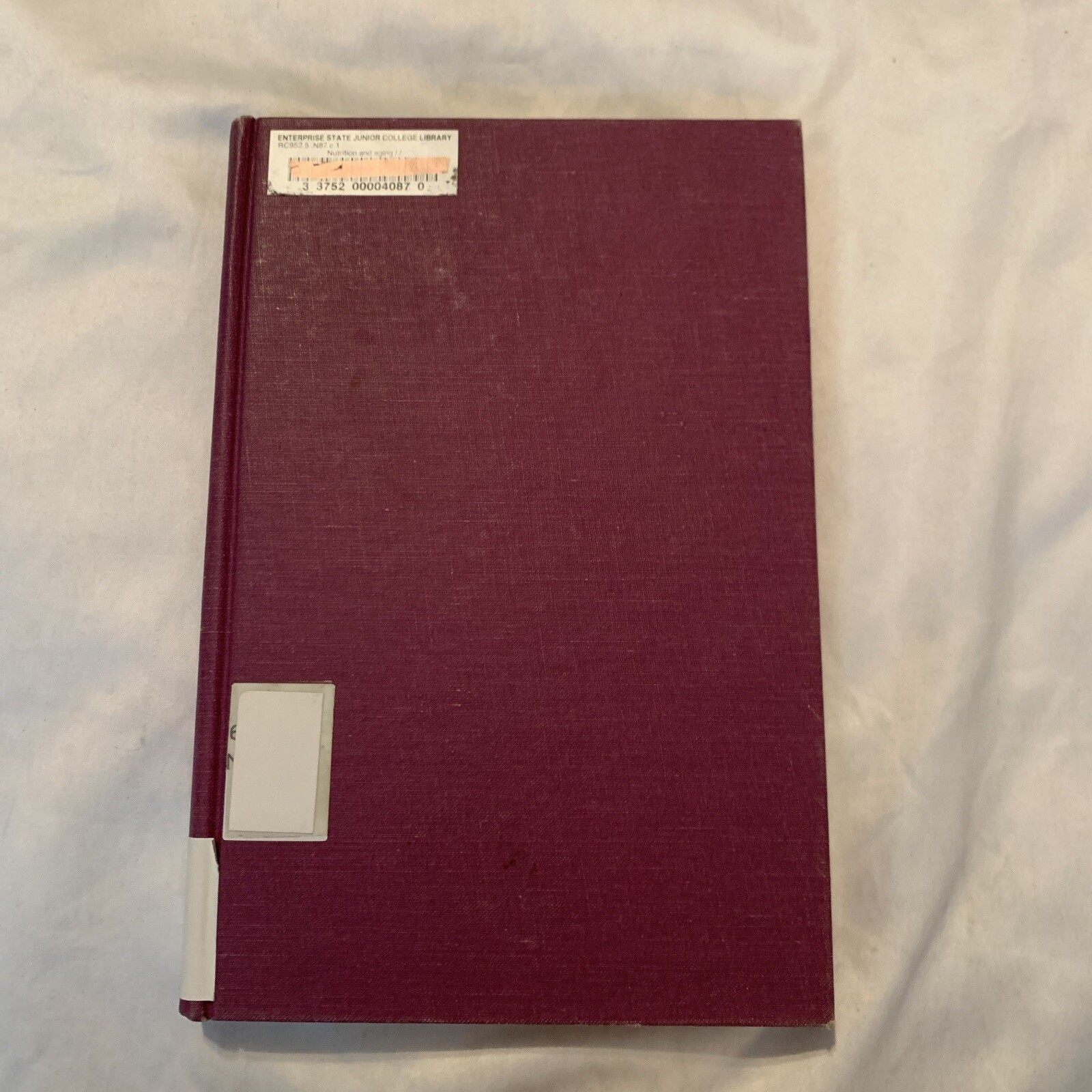 Nutrition and Aging Edited By Myron Winick 1976 John Wiley & Sons Hardcover