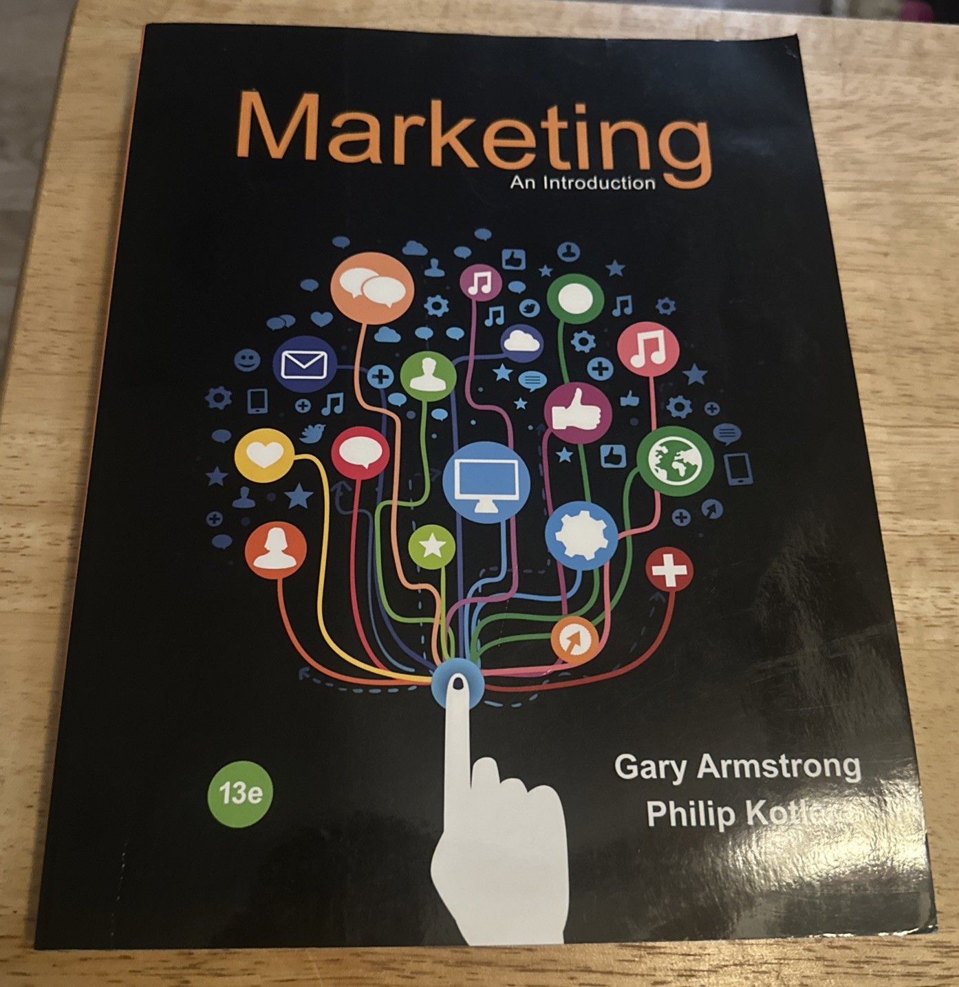 Pre-owned- Marketing : An Introduction by Philip. Kotler and Gary Armstrong 2016