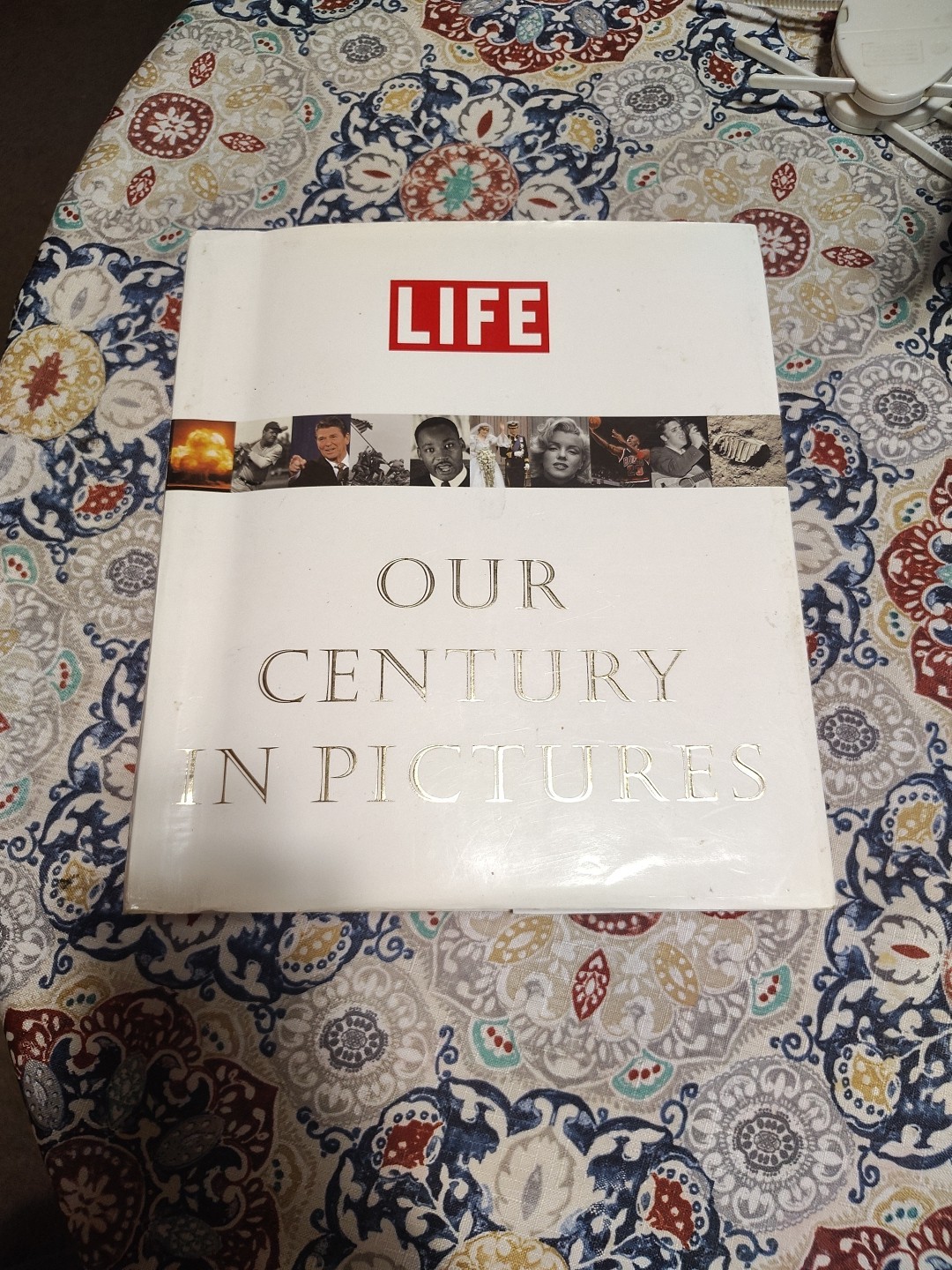 Life : Our Century in Pictures by Richard B. Stolley (1999, Hardcover)