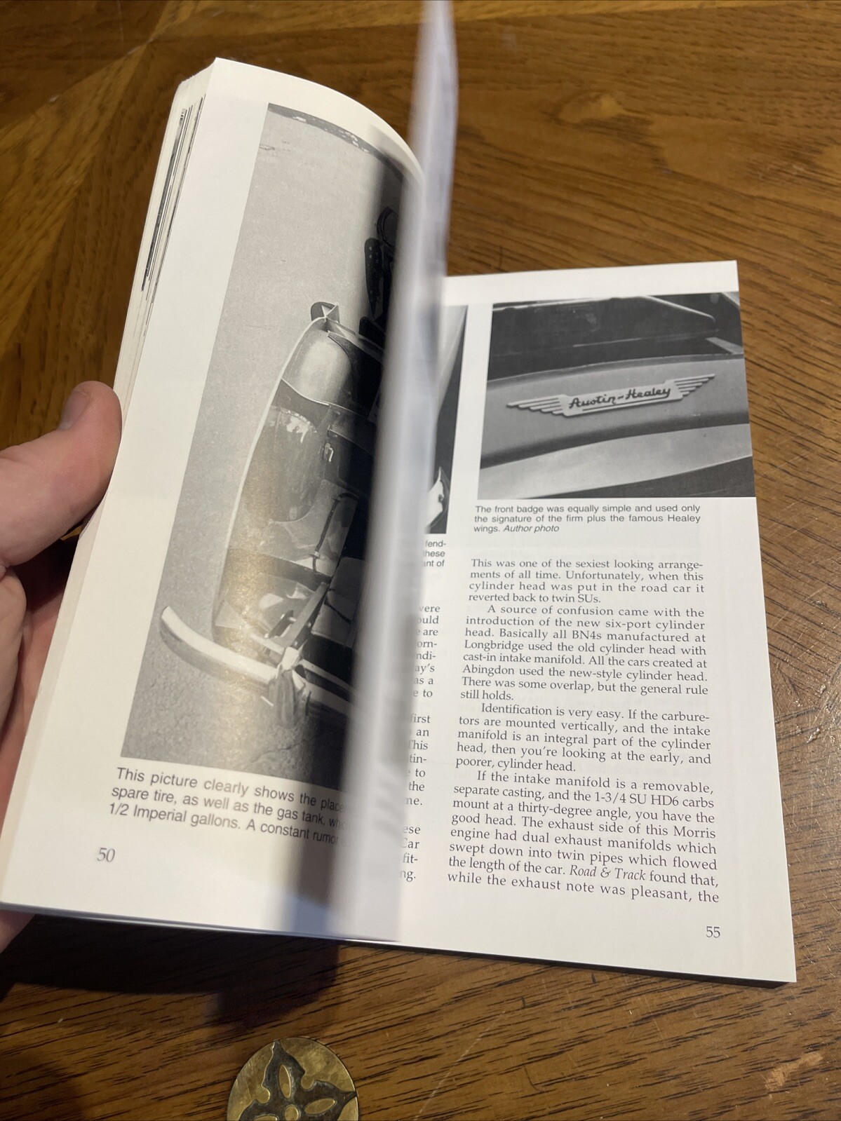 MBI Buyer’s Guide Ser.: Illustrated Austin-Healey Buyers Guide by Richard Newton