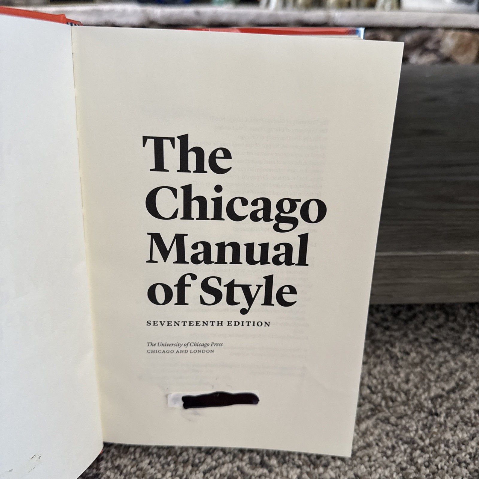 The Chicago Manual of Style, 17th Edition – Hardcover