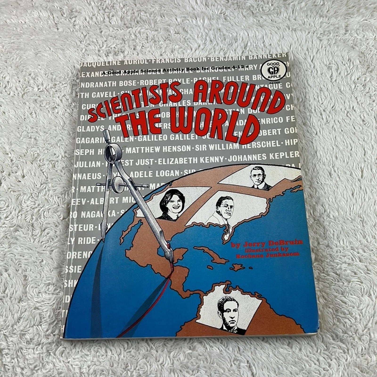 Homeschool Book bundle – Good Apple Scientists, activity books Vintage 80s