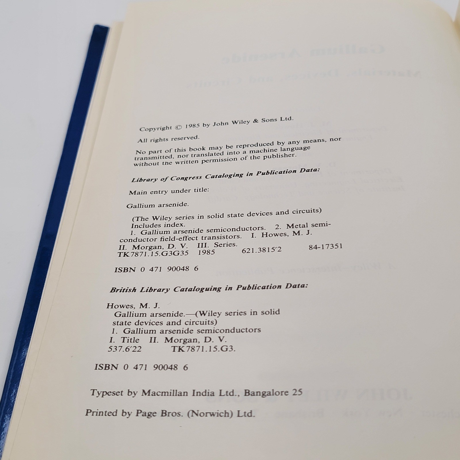 M. J. Howes Gallium Arsenide Materials Devices and Circuits Hardcover 1985 Good