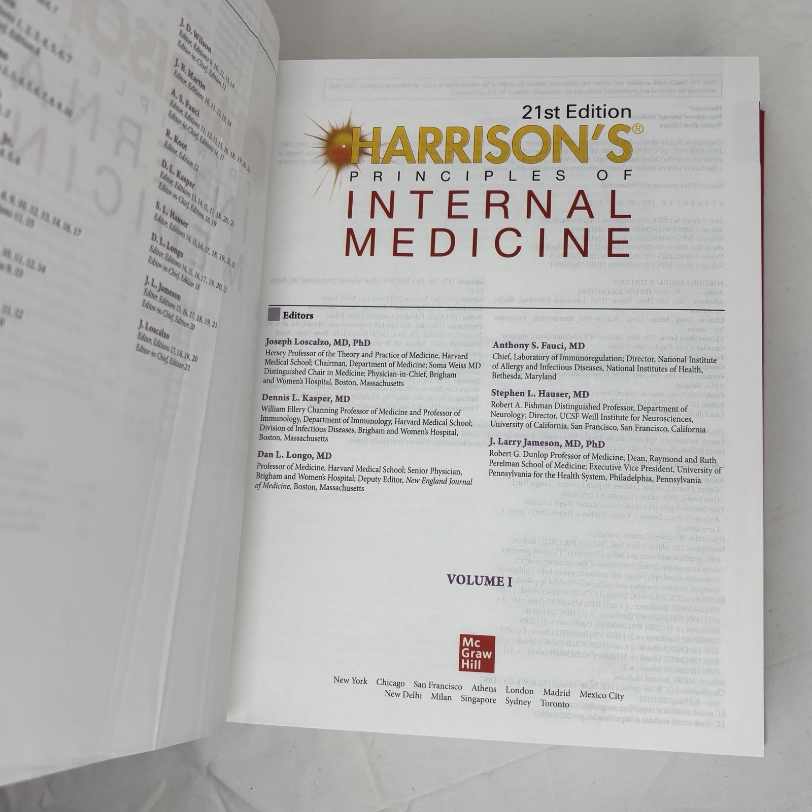 Complete Set Vol 1 2 Harrison’s Principles Of Internal Medicine (21st Ed 2022)