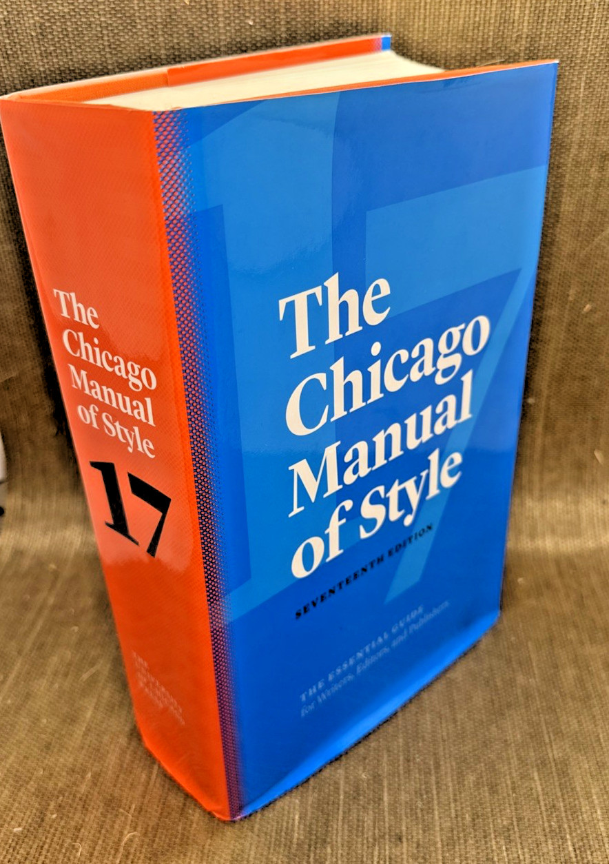 The Chicago Manual of Style 17th Edition Hardcover University of Chicago Press