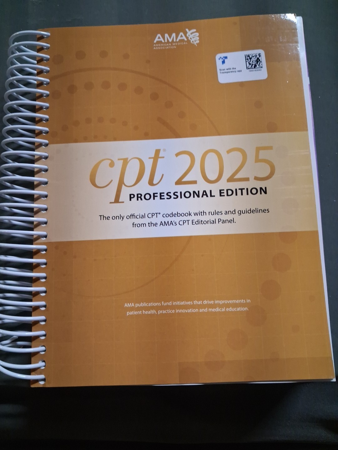 CPT Professional 2025 by American Medical Association (2024, Spiral)