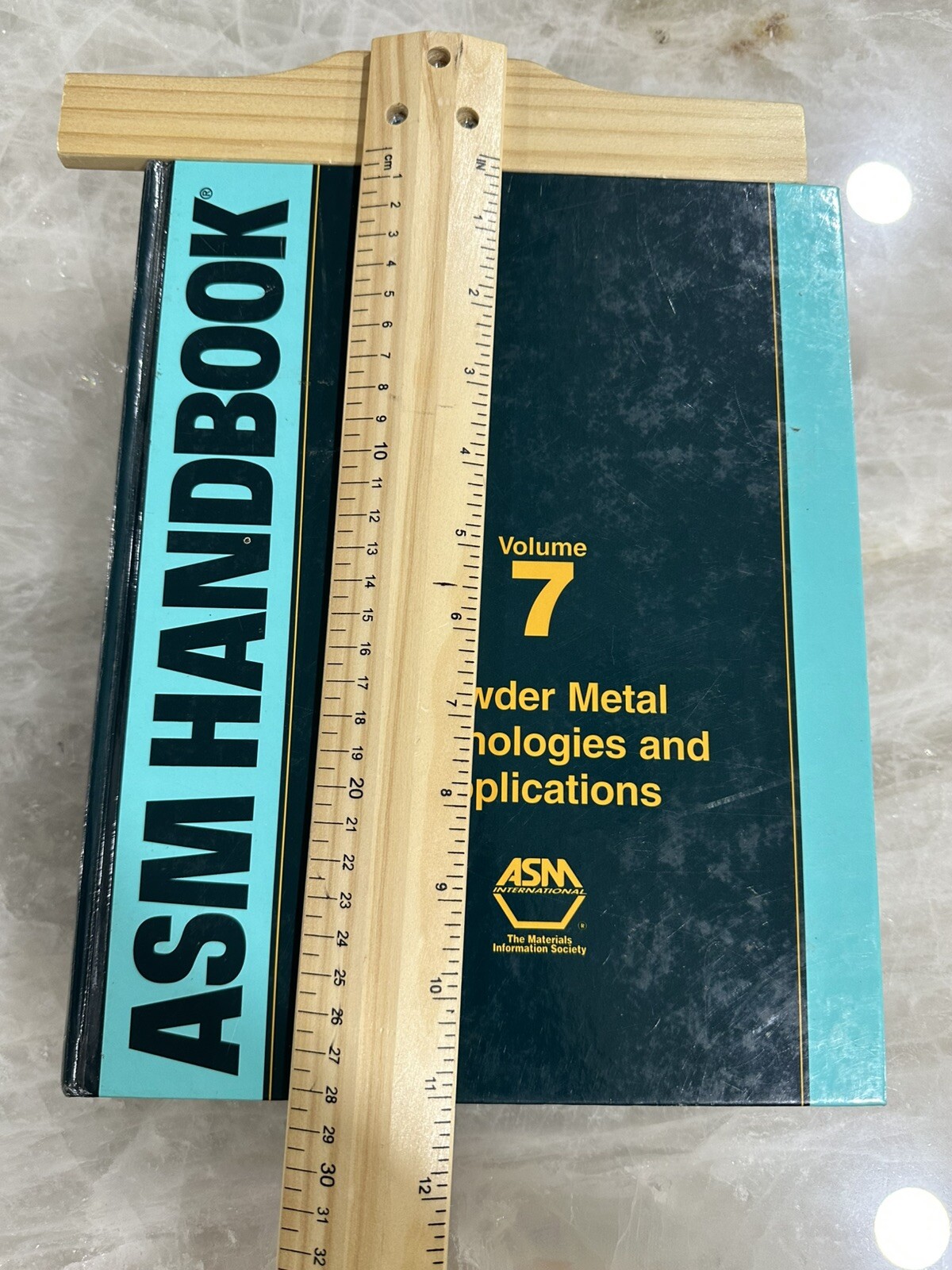 ASM Handbook, Volume 7 Powder Metal Technologies And Applications hard cover