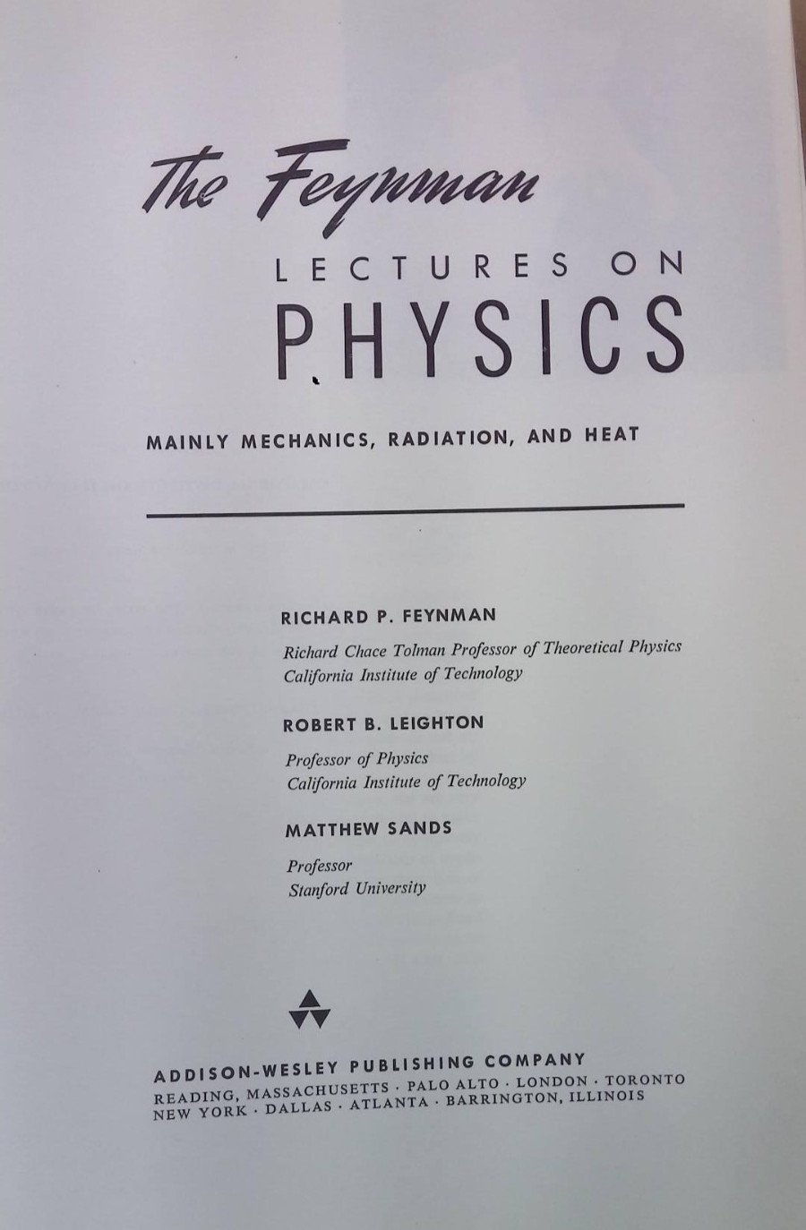 The Feynman Lectures on Physics Vol I, 2 and 3. Paperback by Feynman et al
