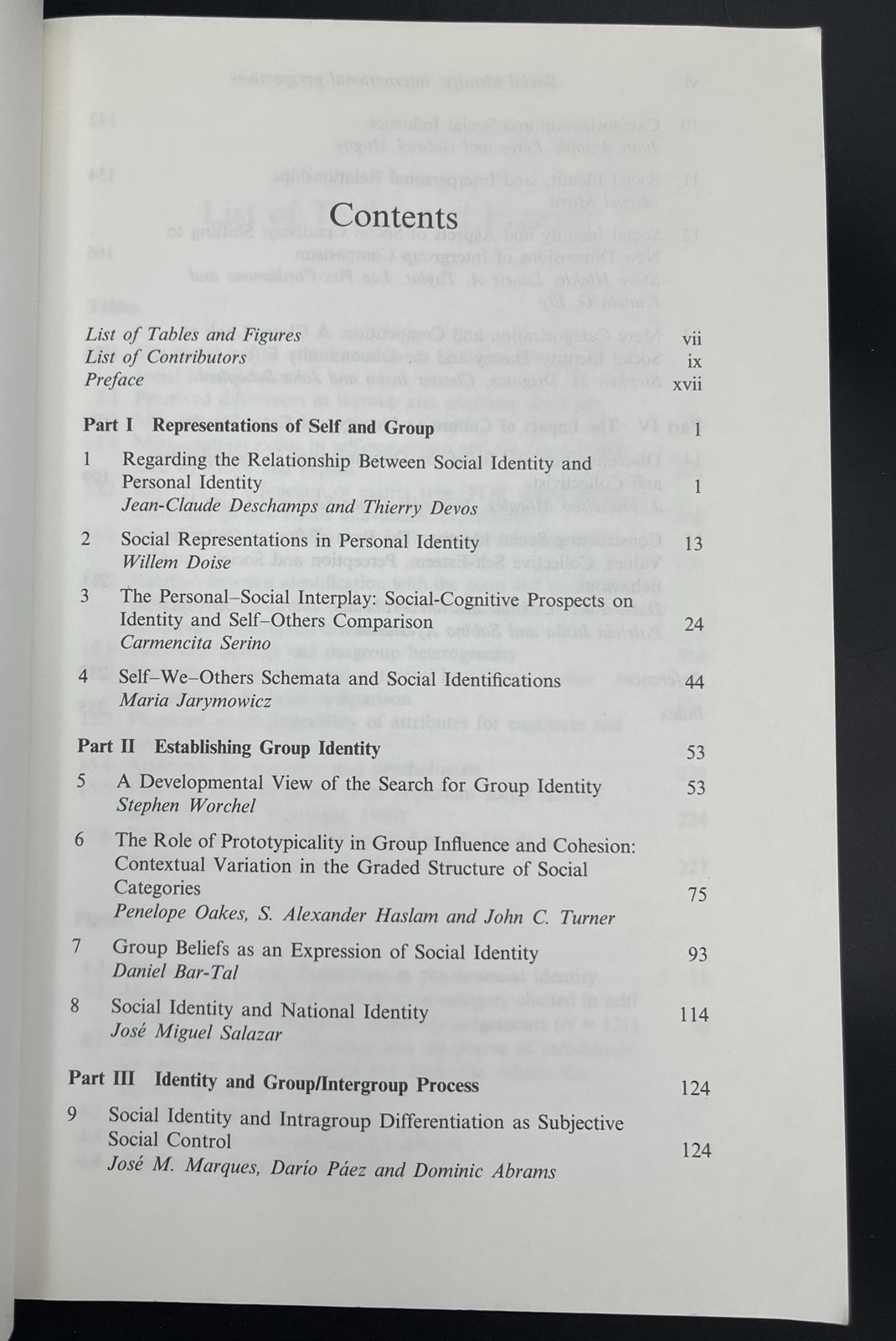 Social Identity: International Perspectives Paperback Stephen Worchel 1998