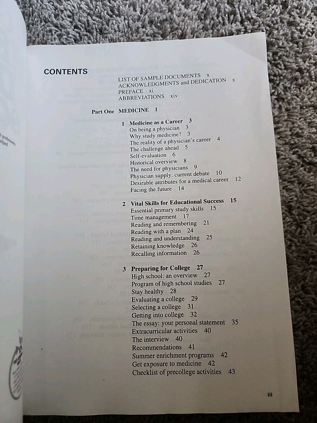 Barron’s Test Prep Ser.: Guide to Medical and Dental Schools by Edith…