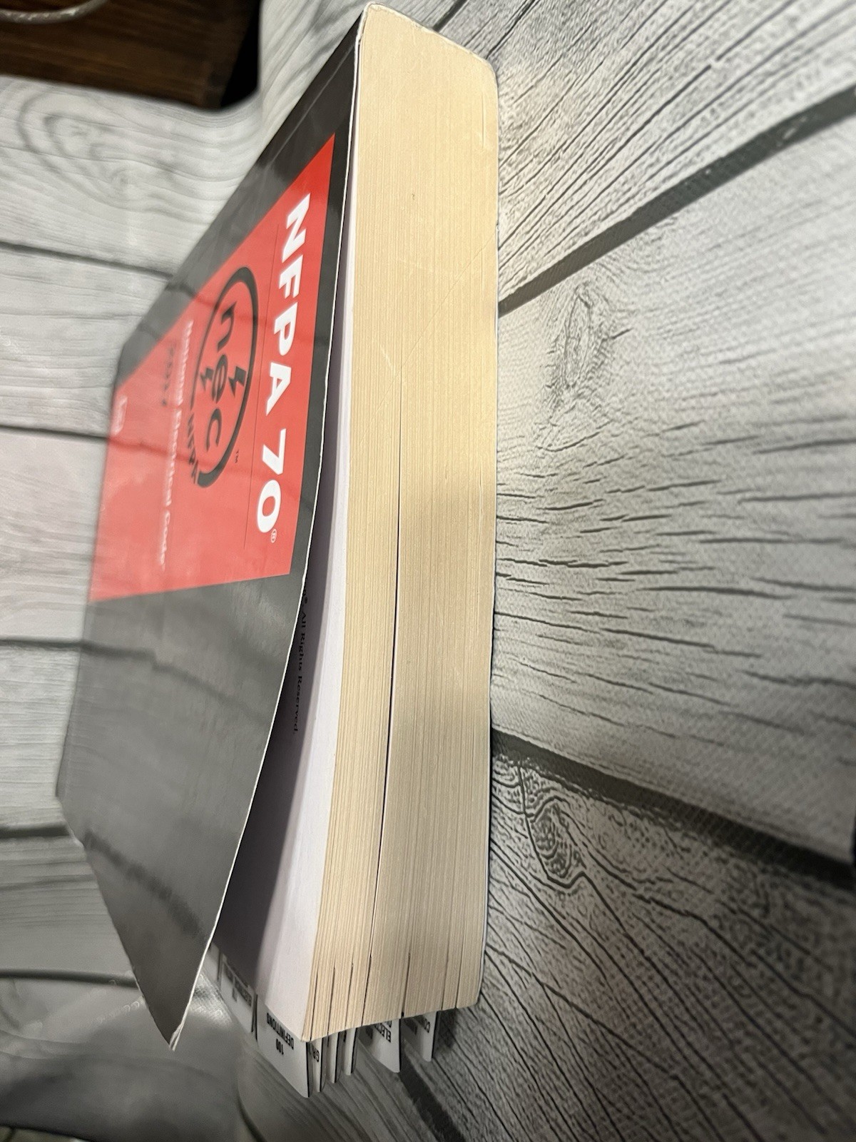 NFPA 70 National Electrical Code 2017-9781455912773 With Reference Tabs