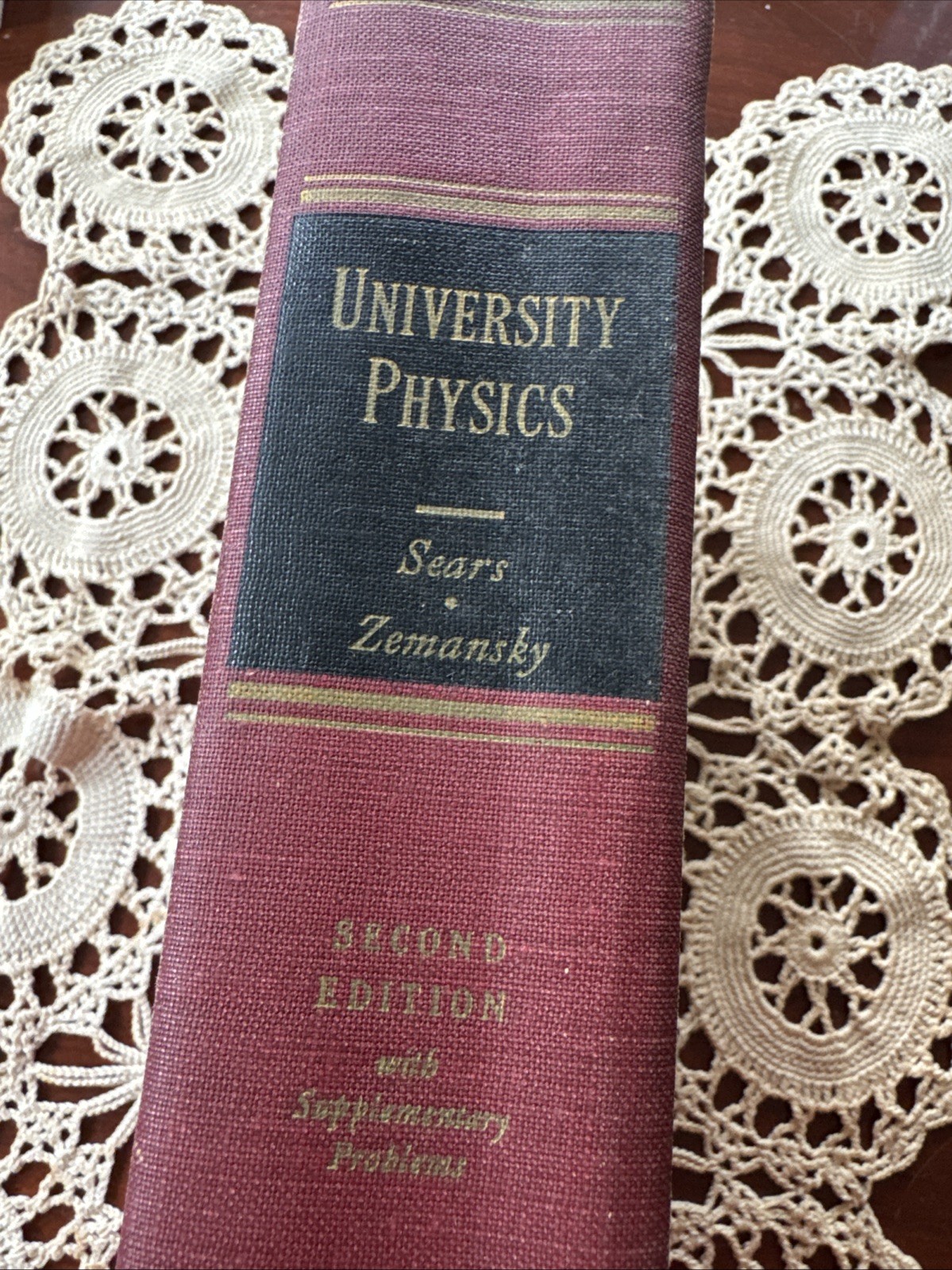 University Physics Book 1957 Electricity Magnetism Sears *2nd Edition* MIT