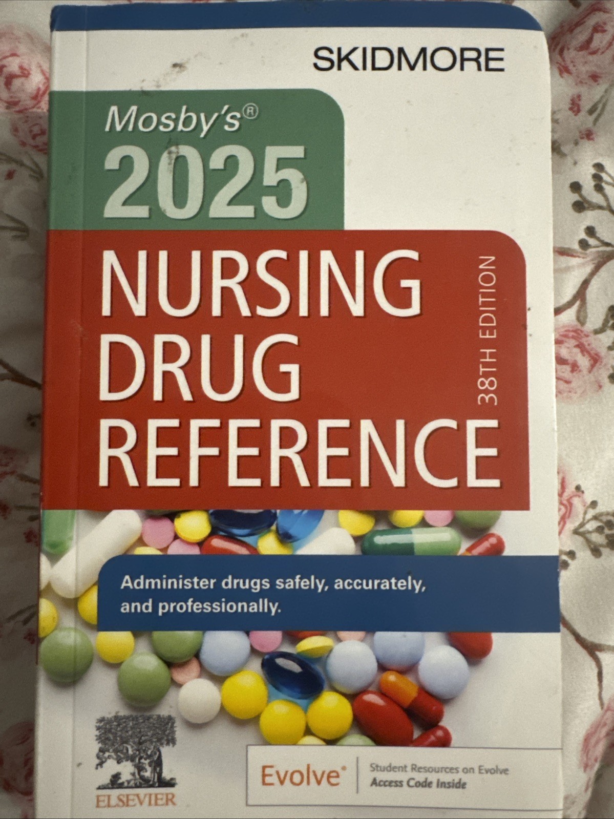 Skidmore Nursing Drug Reference Ser.: Mosby’s 2025 Nursing Drug Reference by…