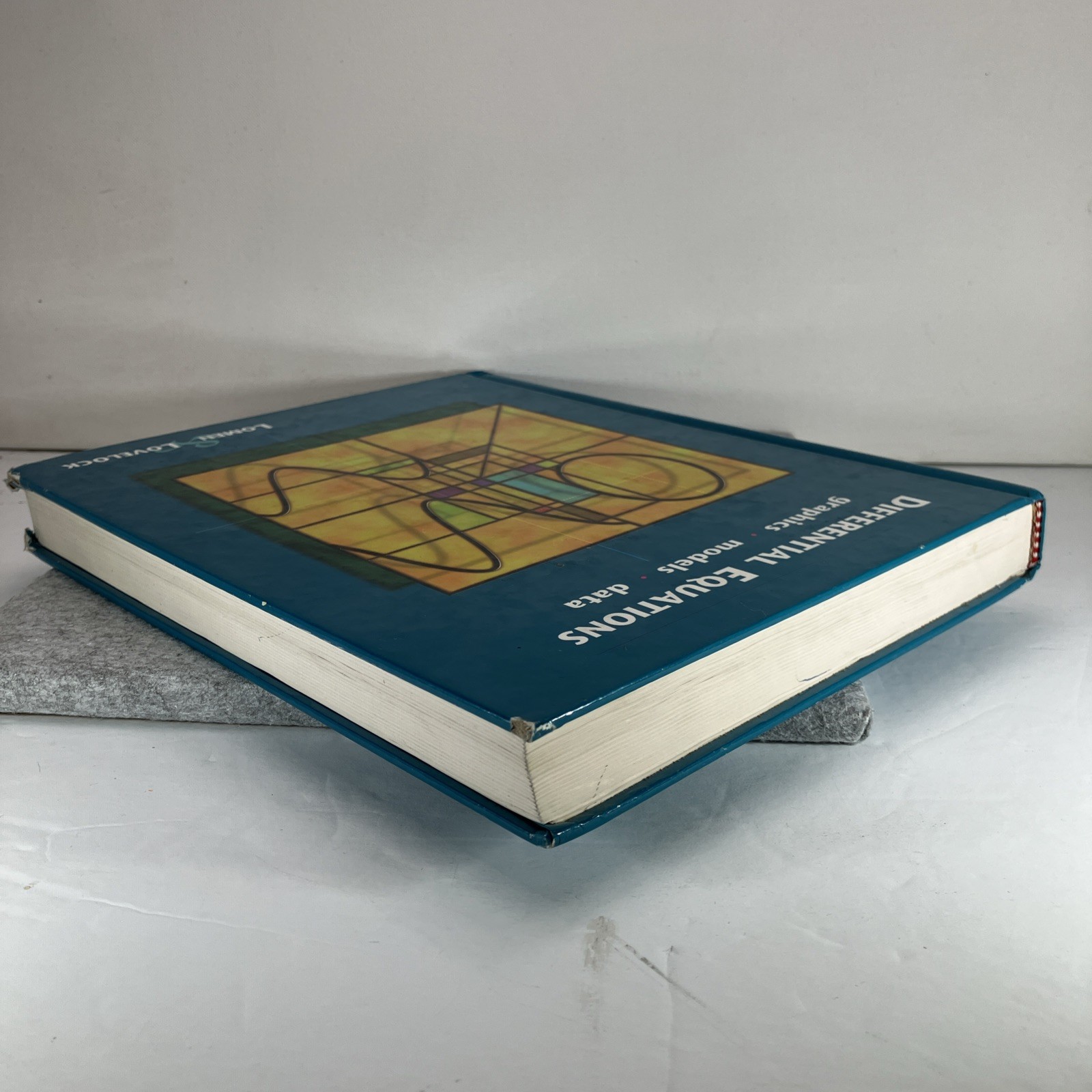 Differential Equations Graphics, Models, Data by Lomen & Lovelock 1999 Hardcover