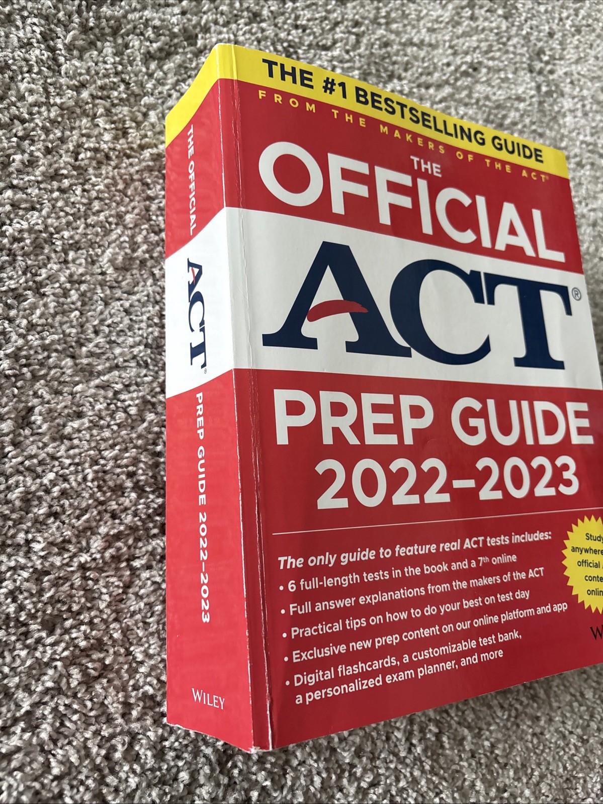 The Official ACT Prep Guide 2022-2023, Book