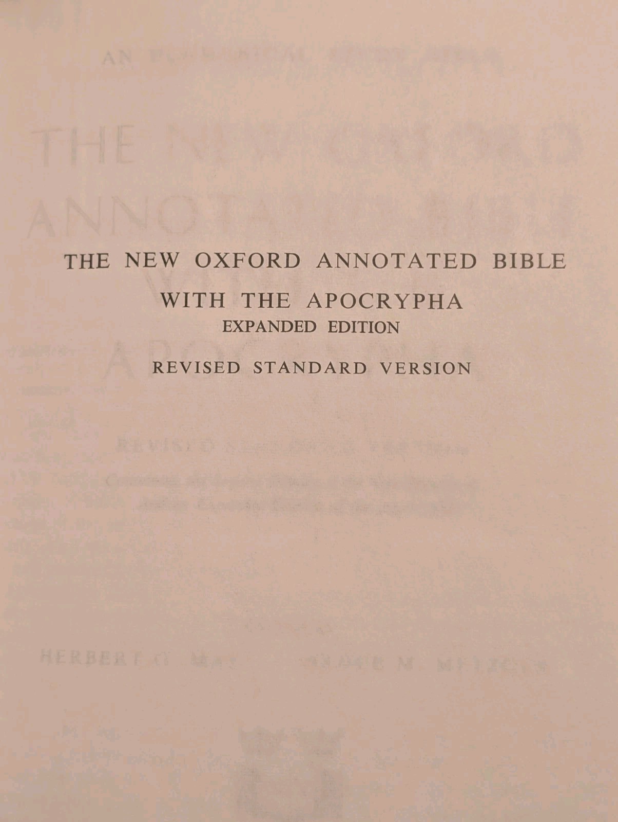New Oxford Annotated Bible with Apocrypha RSV Hardcover 1977 EXPANDED EDITION