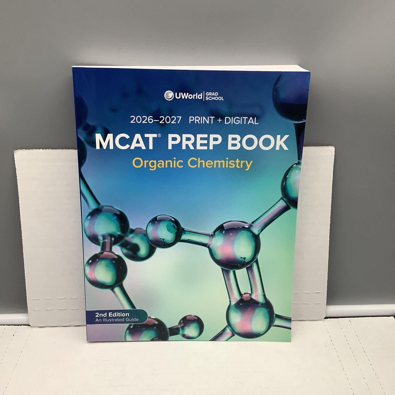 UWorld (GRAD SCHOOL) – MCAT Prep Book Organic Chemistry – 2026-2027 – LIKE NEW