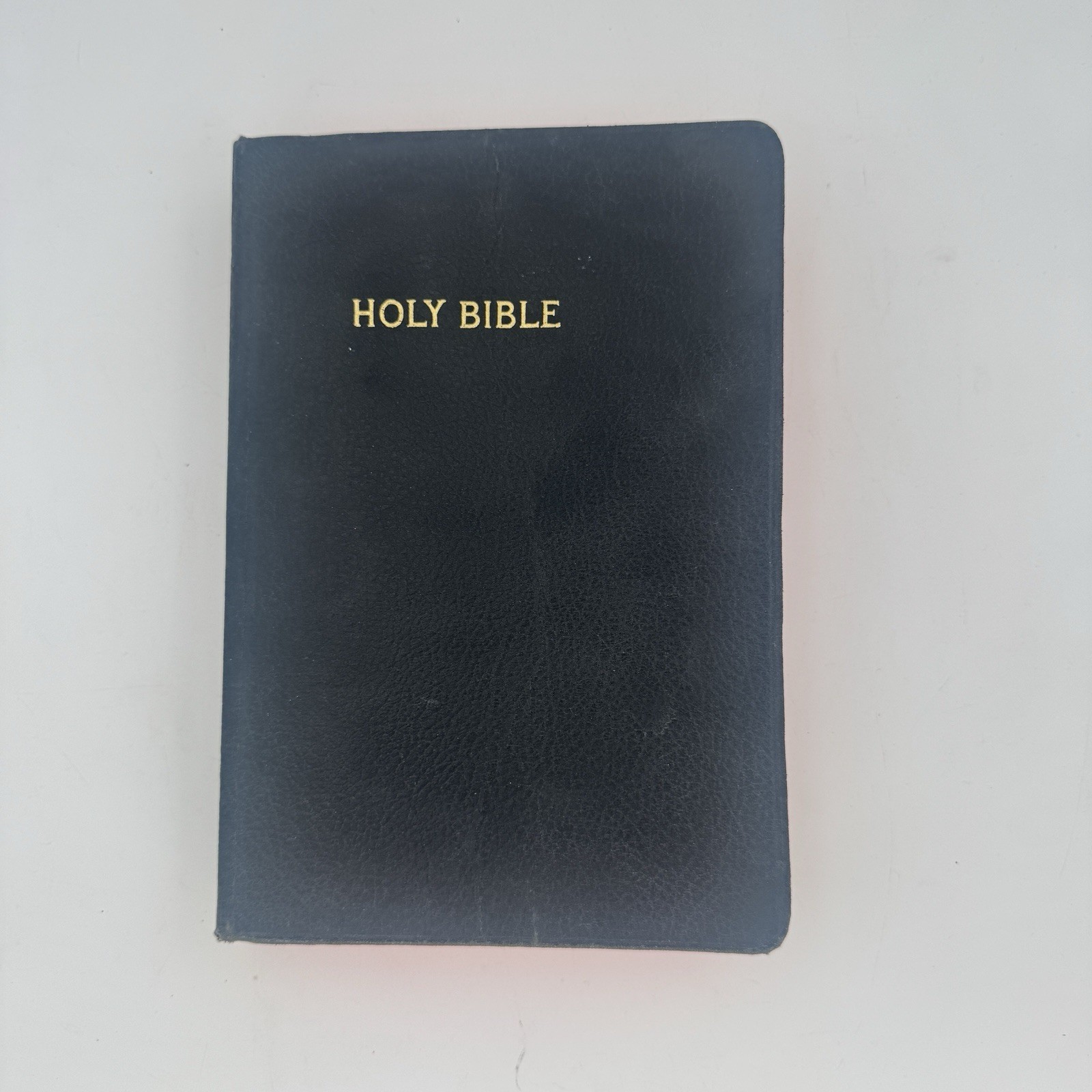 Black And Gold Vtg Old New Testament RSV Holy Bible World