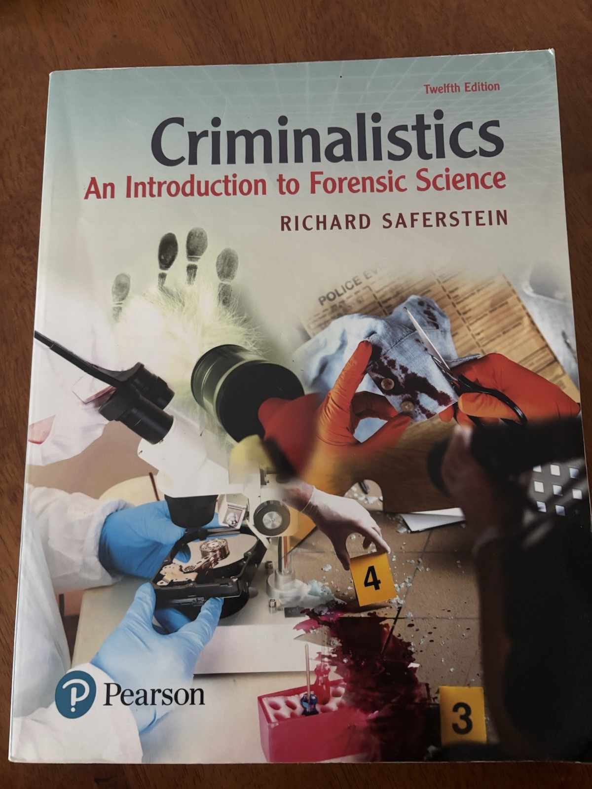 Criminalistics : An Introduction to Forensic Science by Richard Saferstein