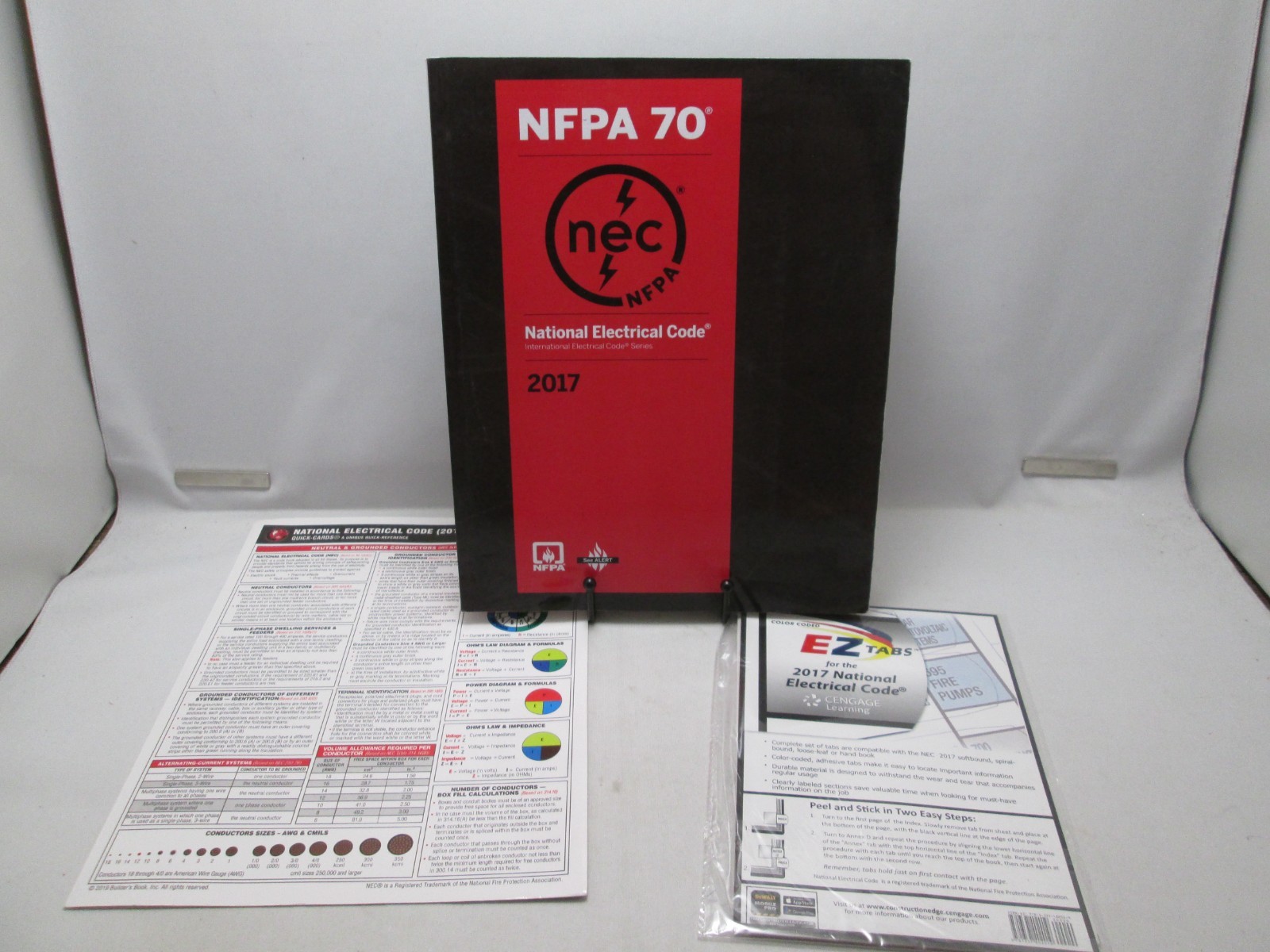 NFPA 70 National Electrical Code NEC 2017 EZ-Tabs and Quick-Cards Like New