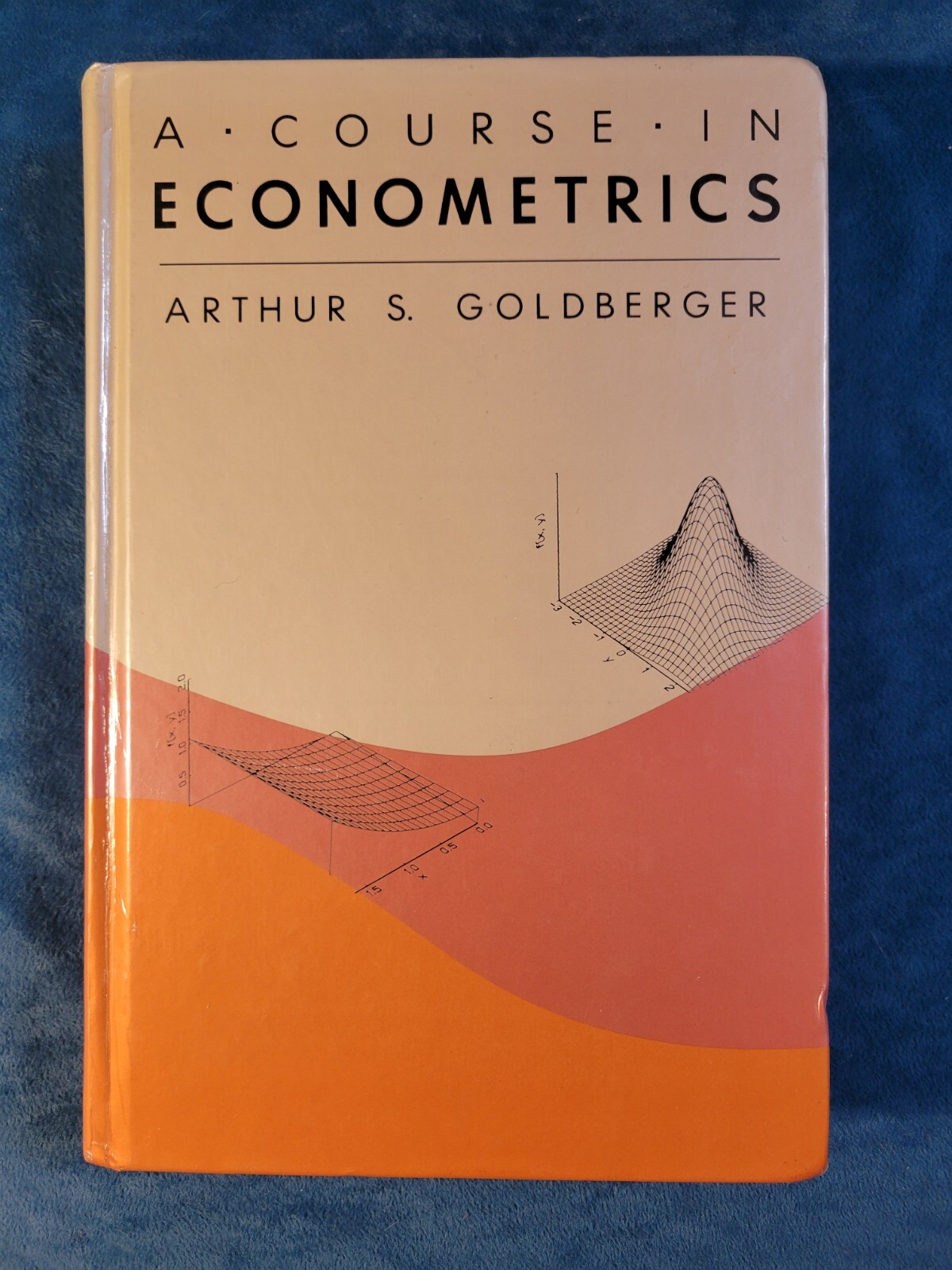 A COURSE IN ECONOMETRICS ; ISBN 0-674-17544-1 ; HARDCOVER ; 405 PAGES