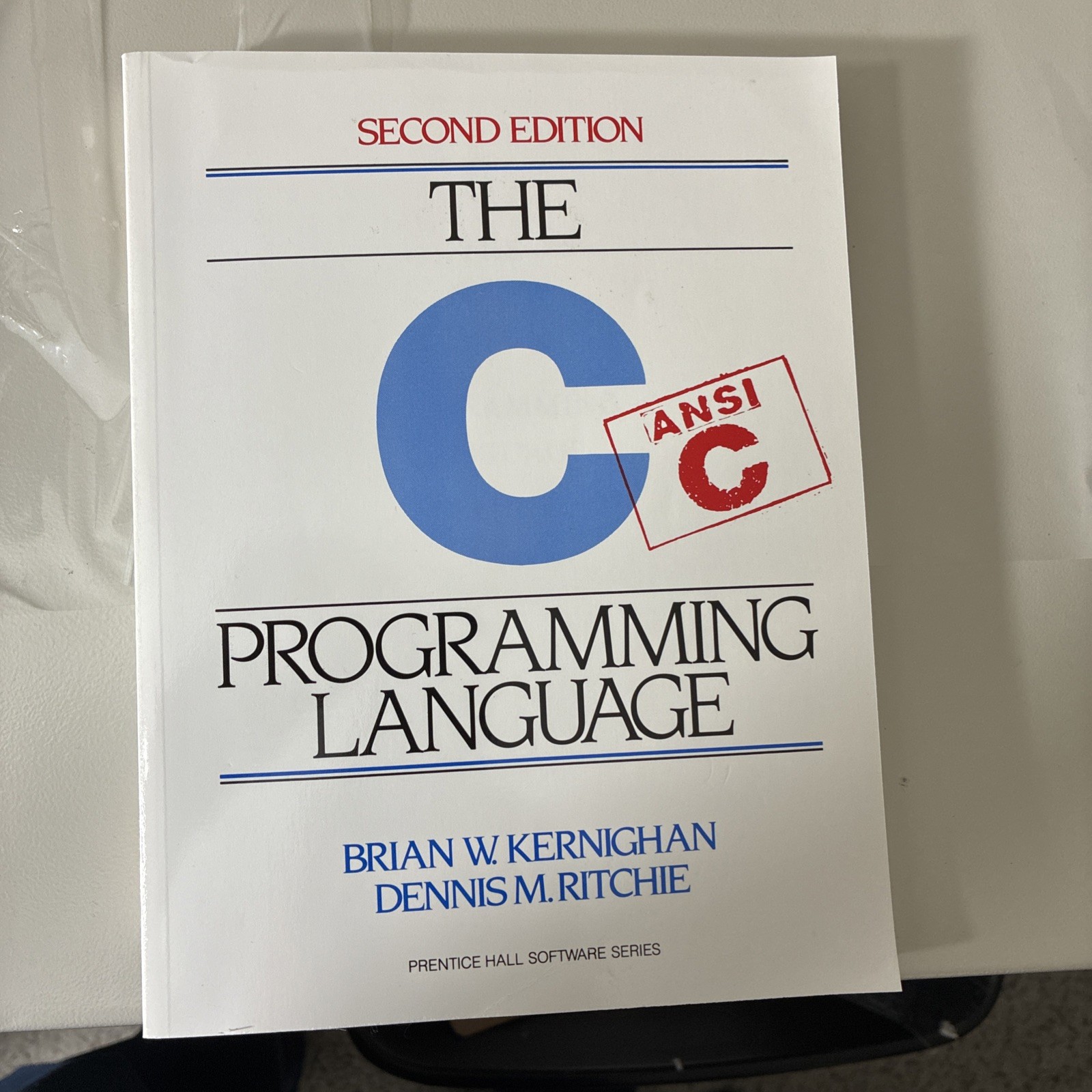C Programming Language by Brian Kernighan and Dennis Ritchie (1988, Trade…