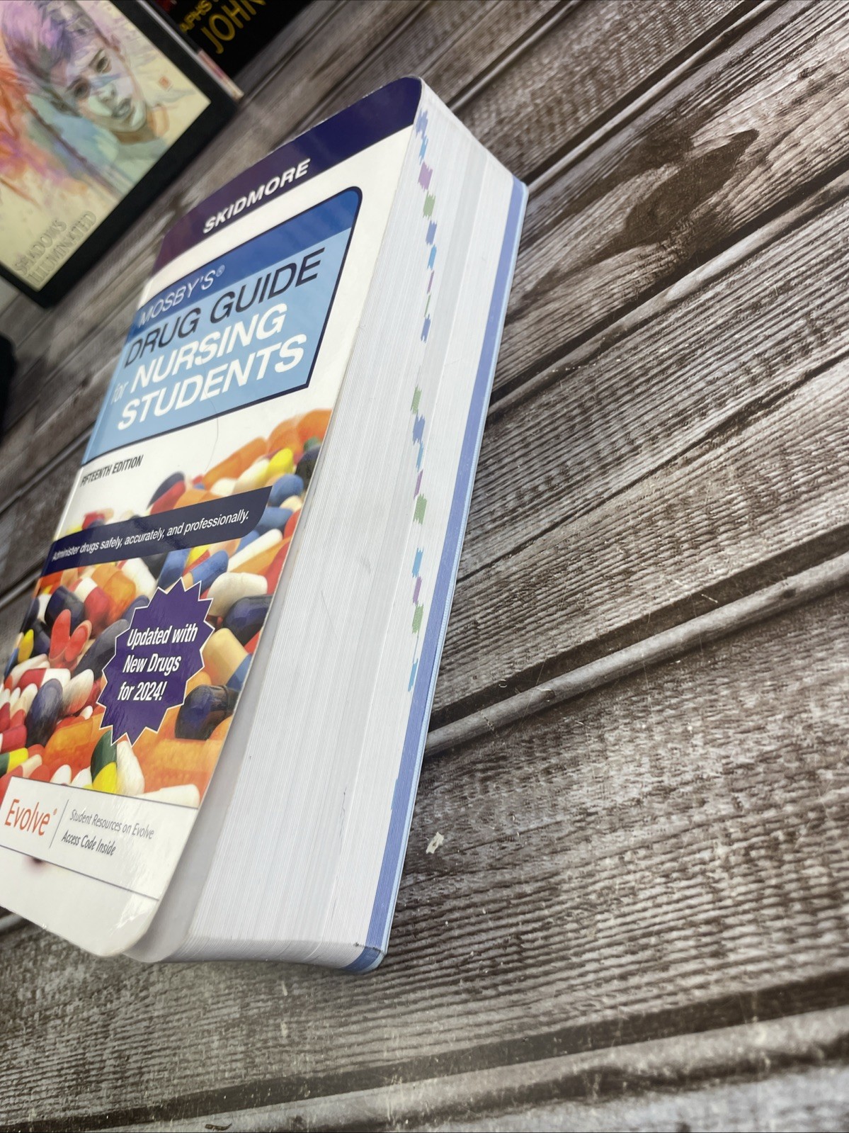 Mosbys Drug Guide for Nursing Students with update – Paperback – W/access Code