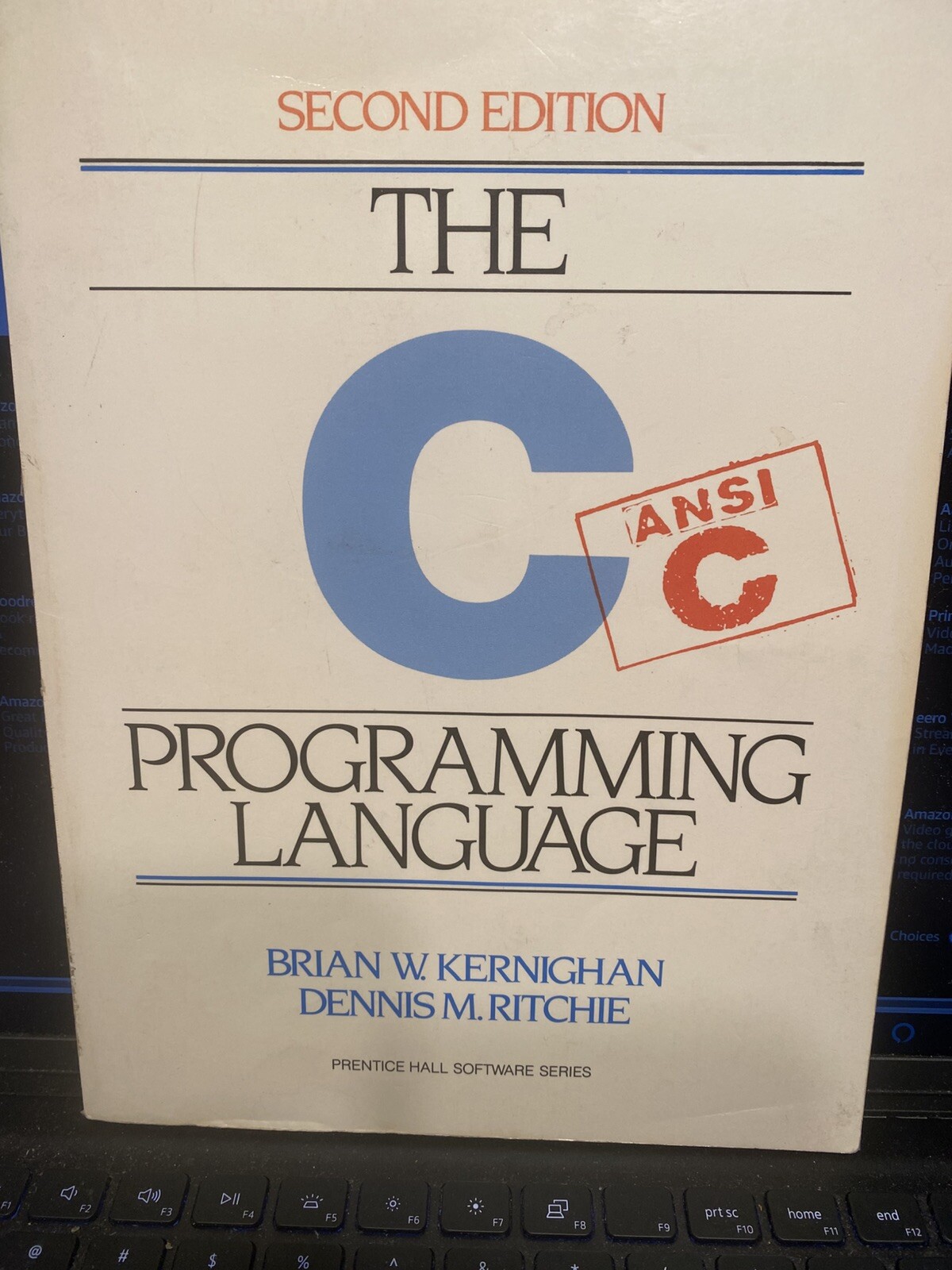 C Programming Language by Brian Kernighan and Dennis Ritchie (1988, Trade…