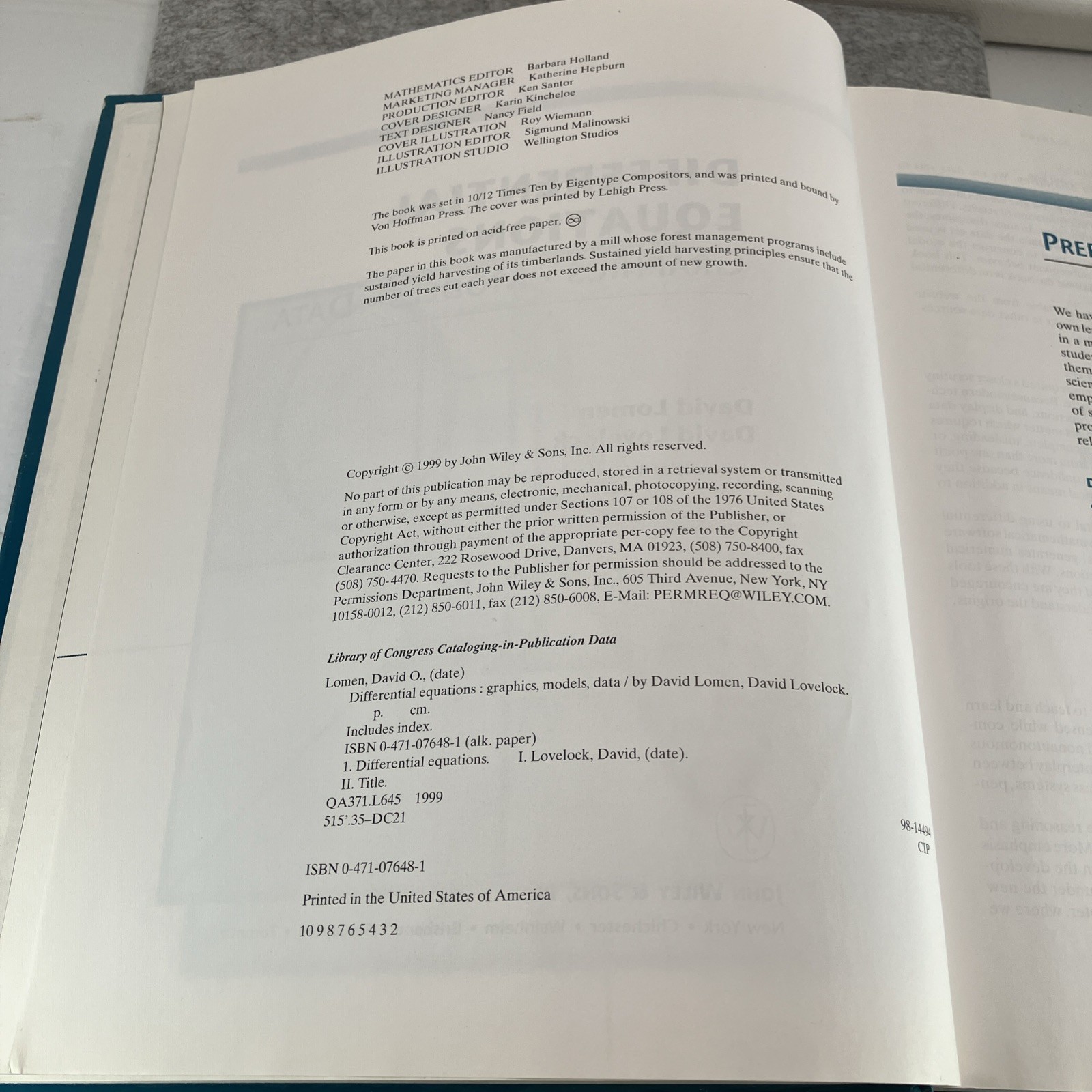 Differential Equations Graphics, Models, Data by Lomen & Lovelock 1999 Hardcover