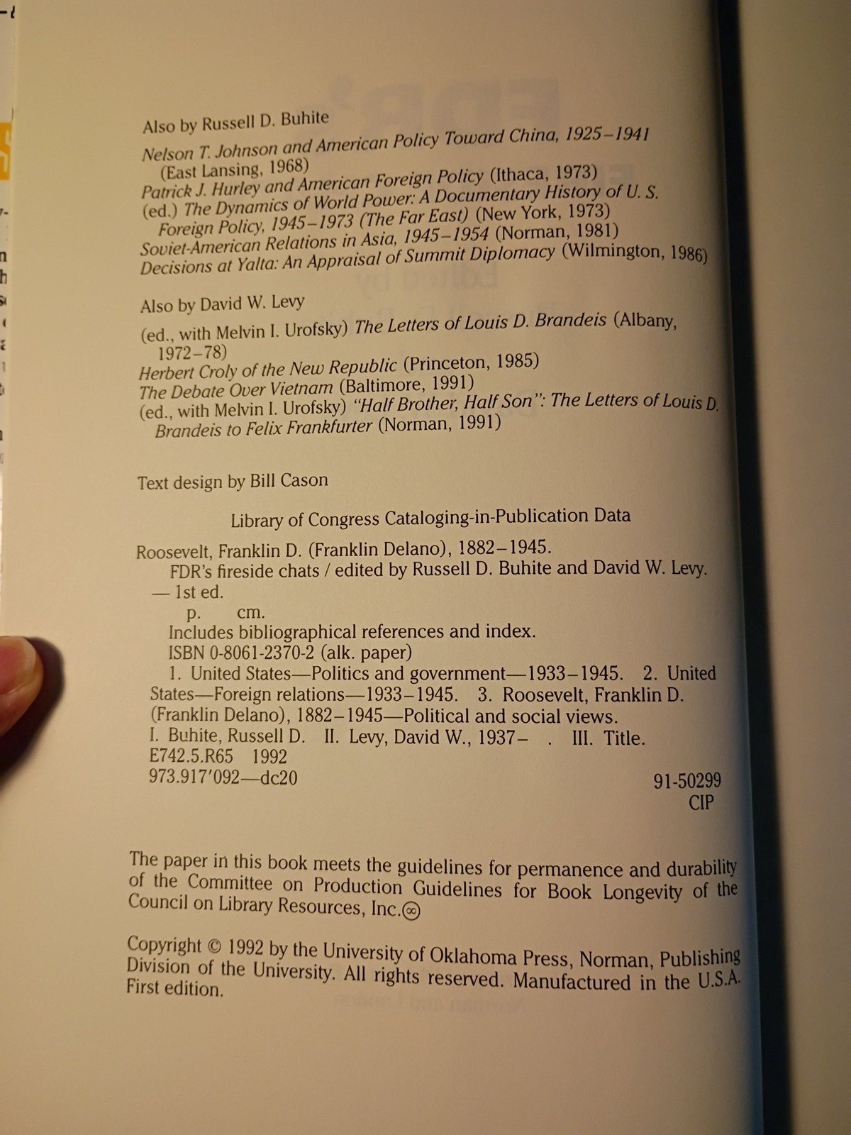 FDR’S FIRESIDE CHATS By Russell D. Buhite & David W. Levy 1992