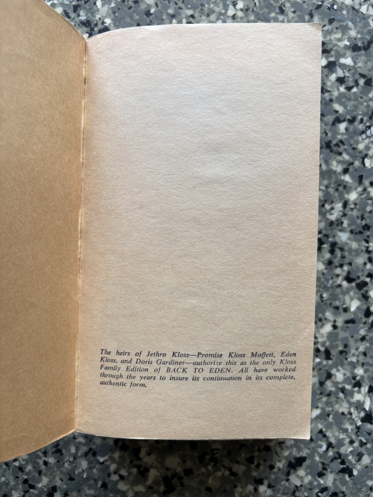 Back To Eden, by Jethro Kloss, Authentic Kloss Family Edition, 1975 publication.