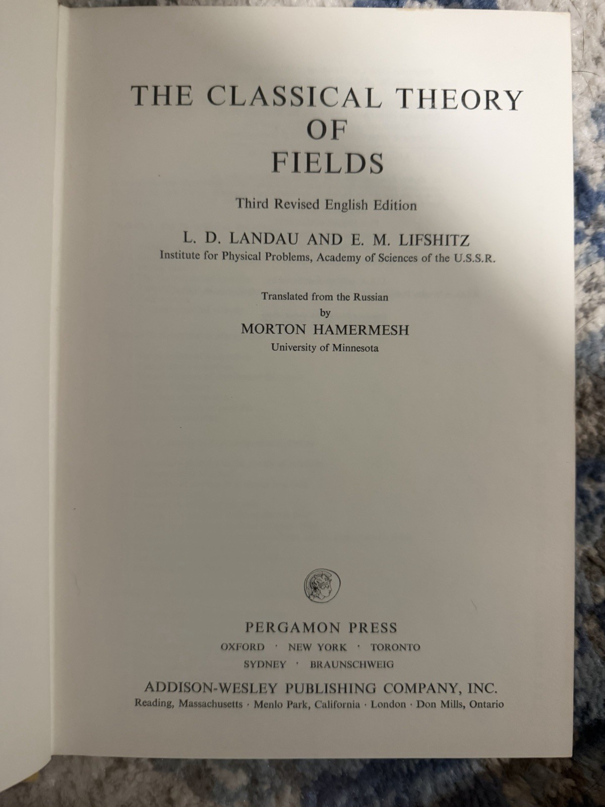 The Classical Theory Of Fields Vol.2 Landau & Lifshitz