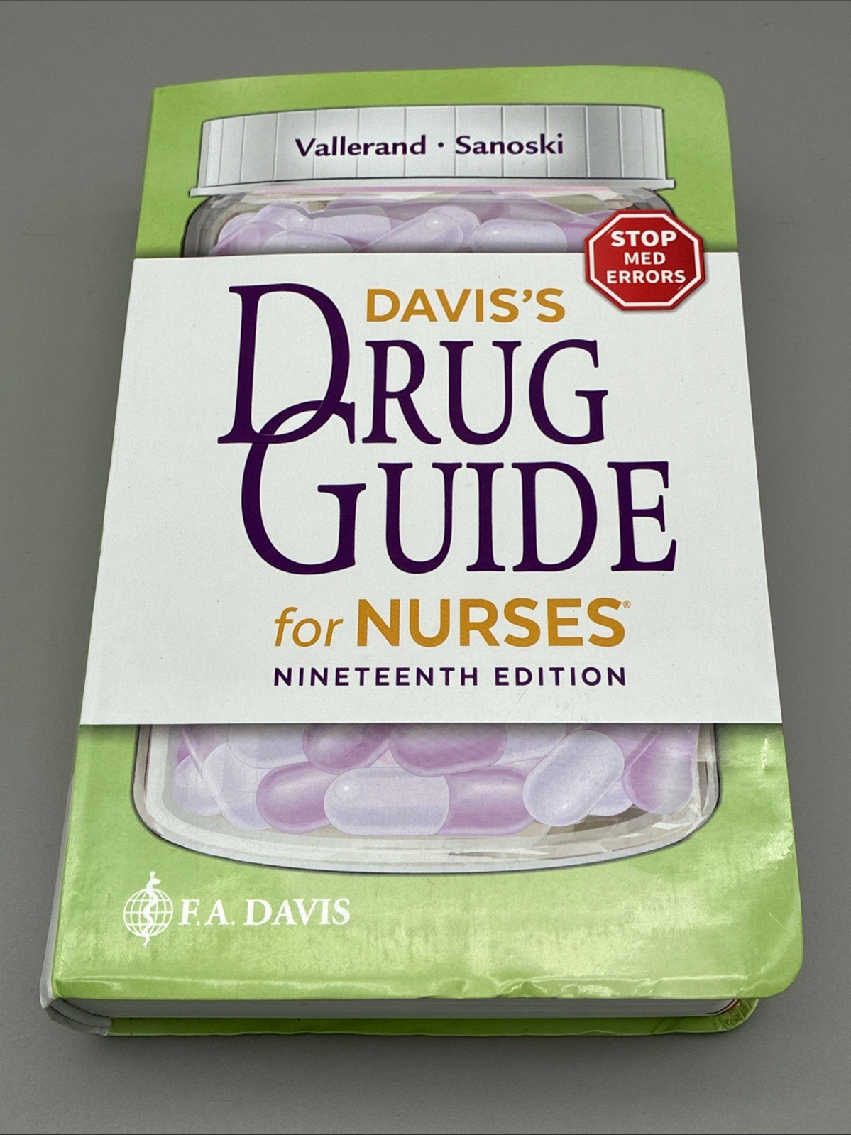 DAVIS’S DRUG GUIDE FOR NURSES 19TH EDITION Paperback Book Medication Reference